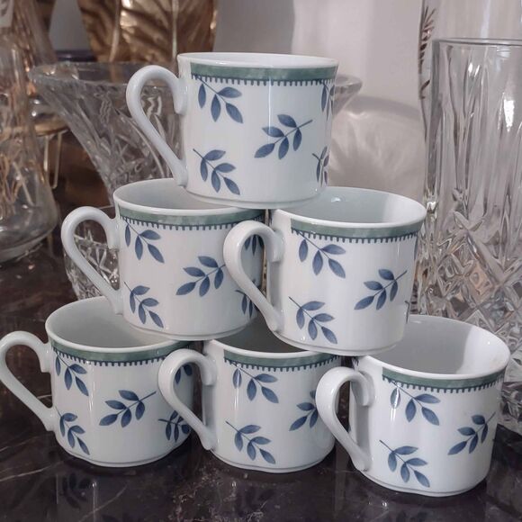 Villeroy & Boch Switch 3 Teapot & Tea Cups (6) Set - Picture 3 of 9